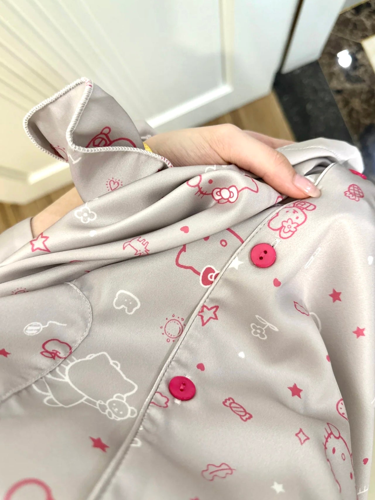 Sweet Cool Silver-Pink Kitty Satin Pajama Set
