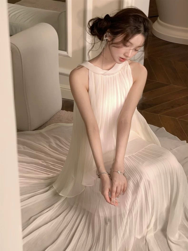 Heritage Chiffon Set With Narrow Belt
