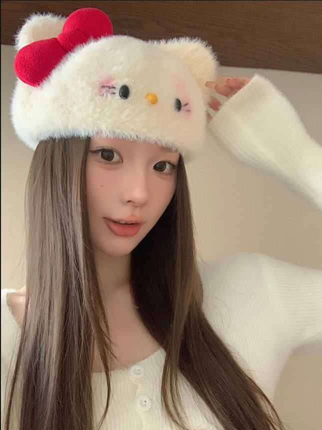 Kitty Plush Beret