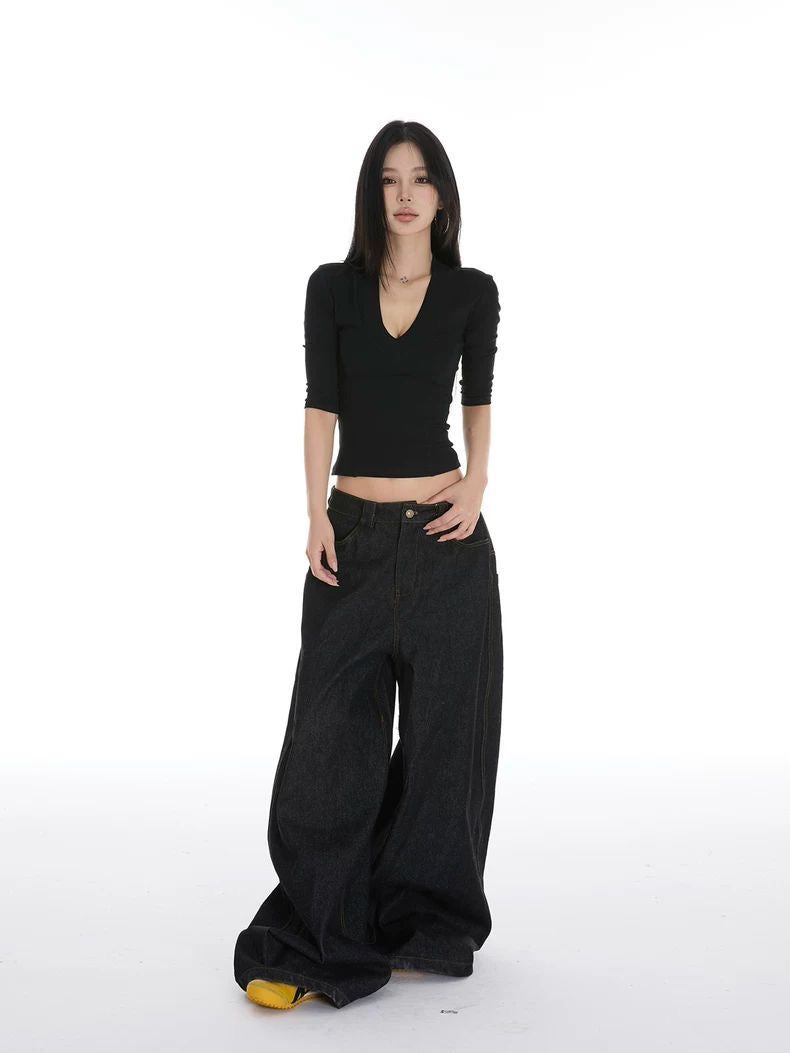 Black Fitted V-neck Top