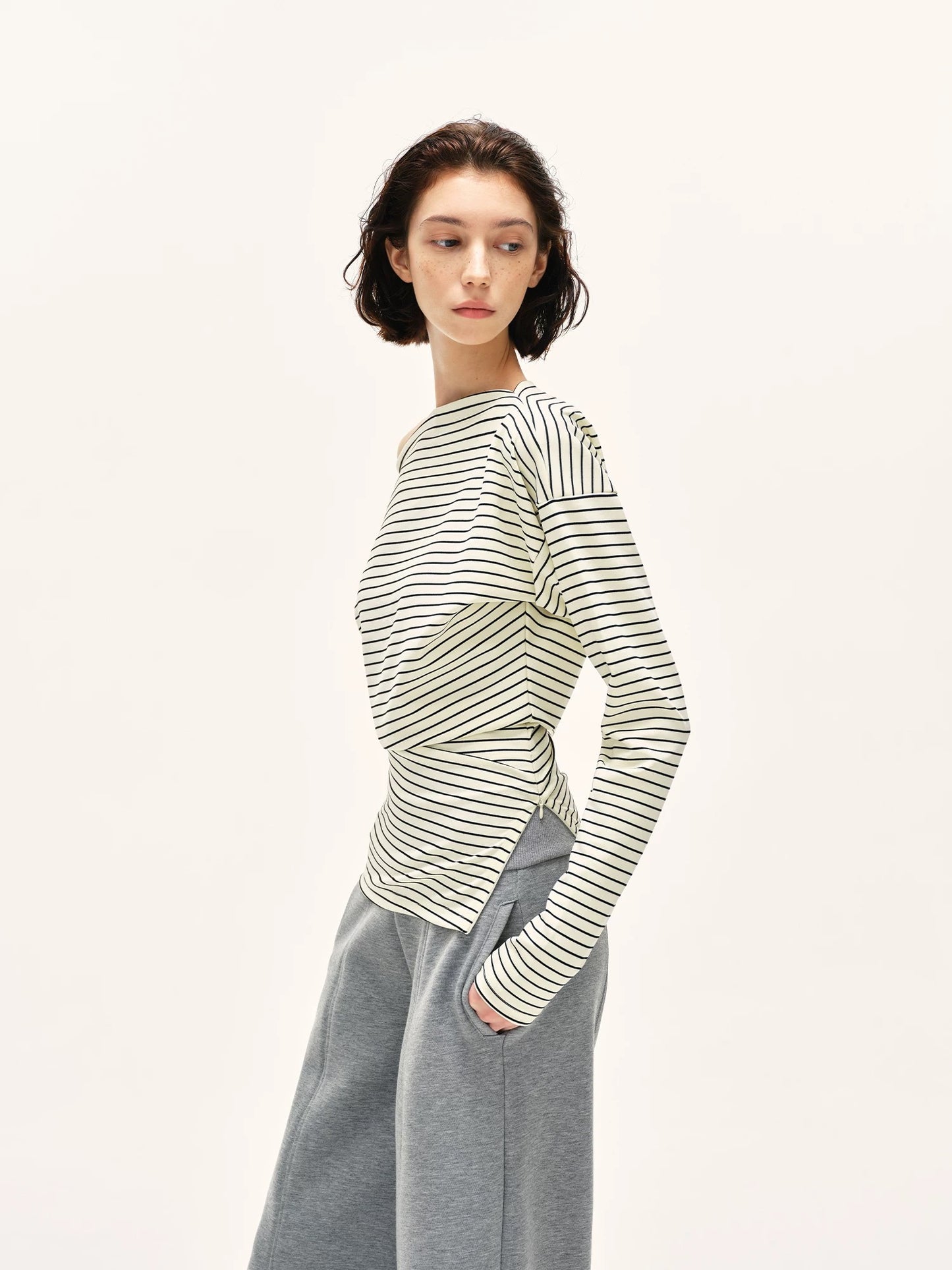Off-Shoulder Black & White Striped Top – Soft Touch, Y2K Baddie Style