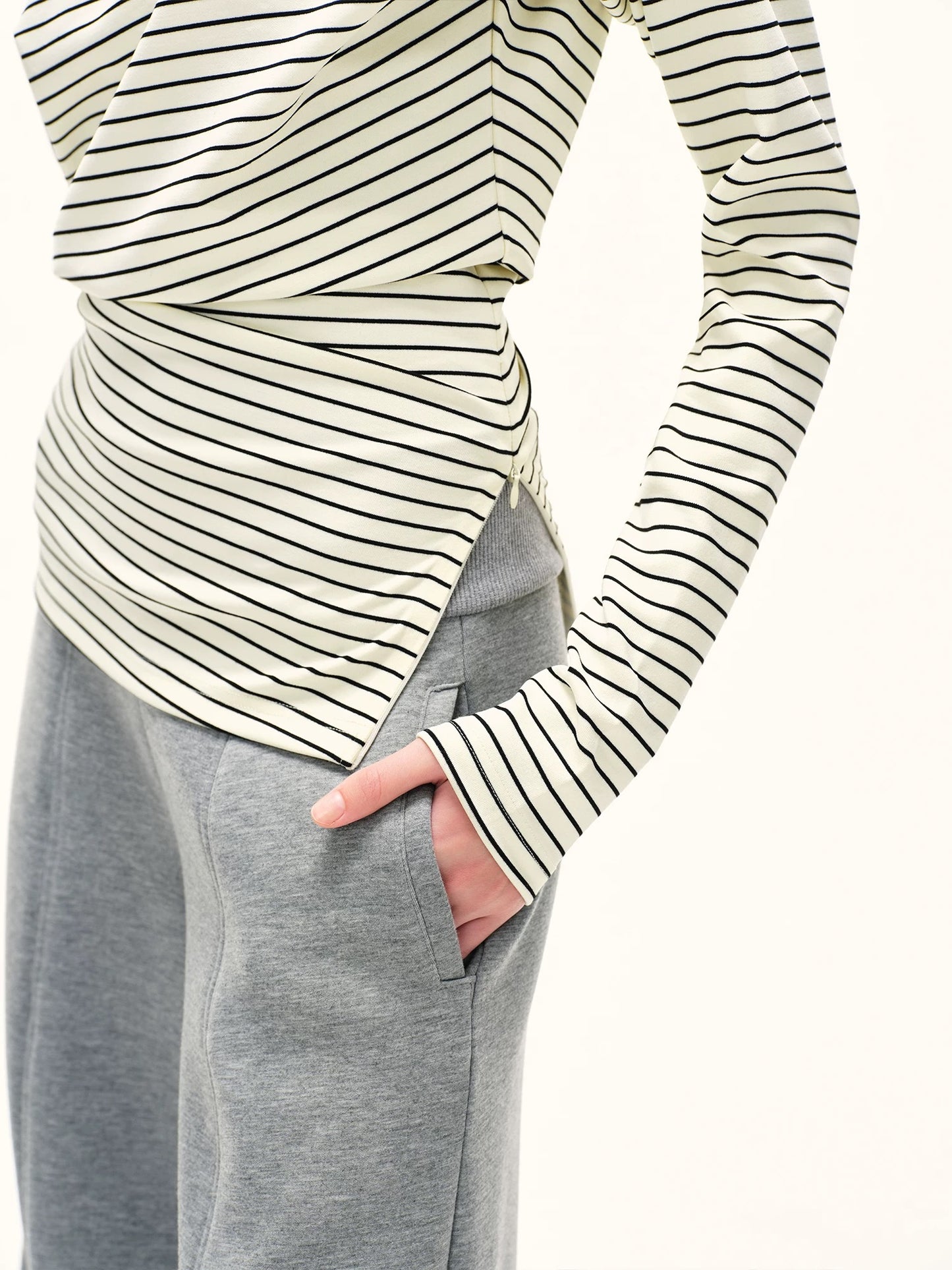Off-Shoulder Black & White Striped Top – Soft Touch, Y2K Baddie Style