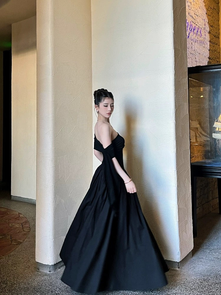 French Hepburn Off-Shoulder Ribbon Black Dress – Flowy & Elegant
