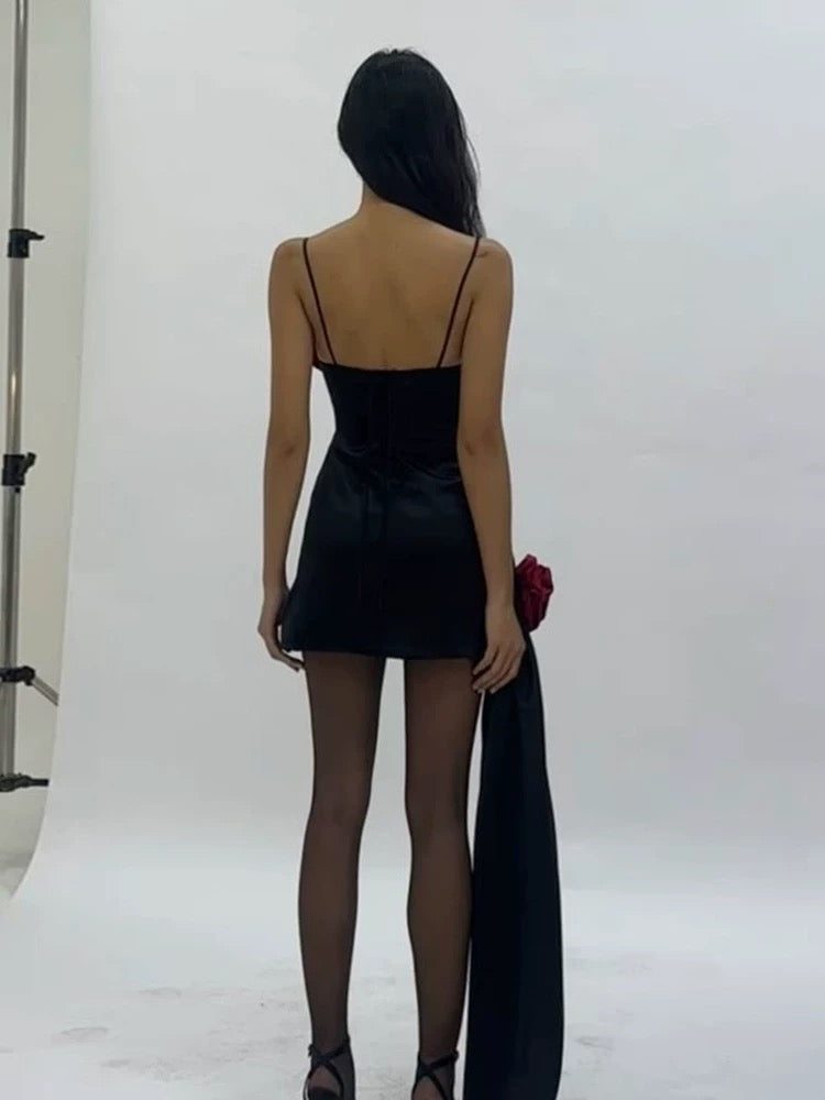 Dark Roses in Snow - Rose Ribbon Dress
