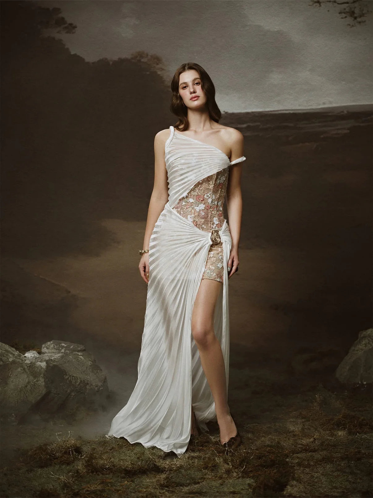 [品牌授权] LINH PHUNG White Doria Maxi Dress