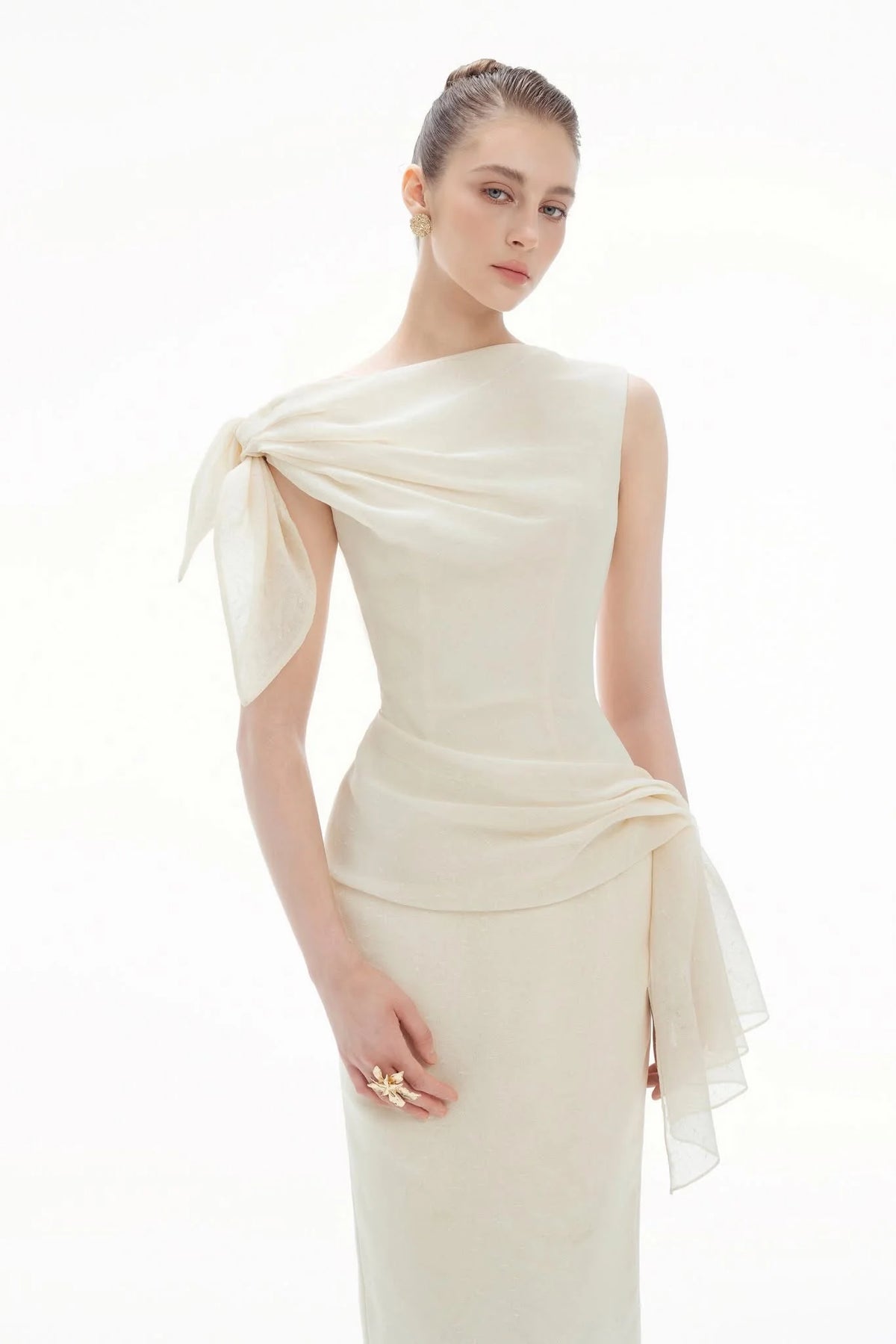 BYDENIO Eleanor Backless Fishtail MaxiDress