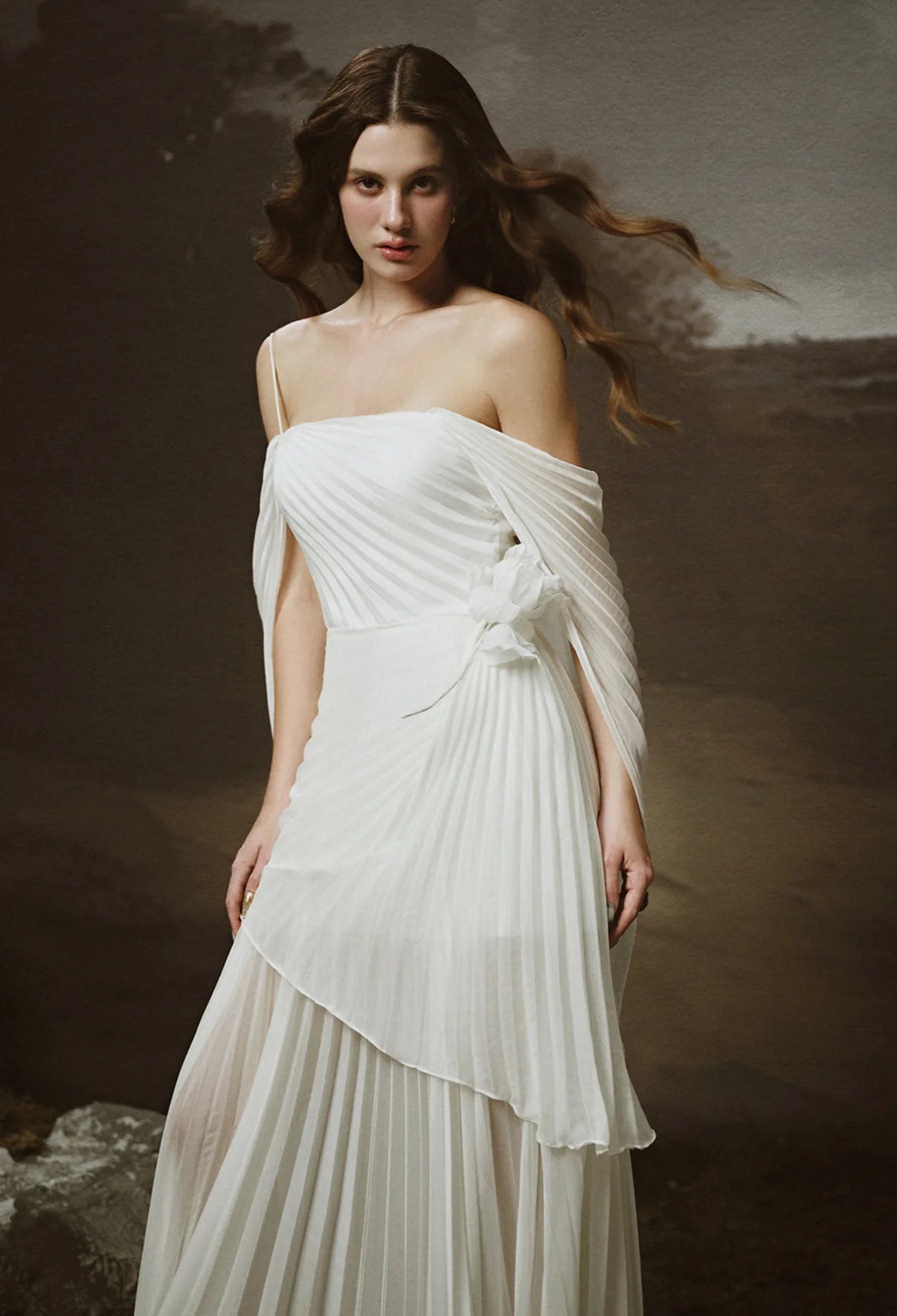 [品牌授权] LINH PHUNG White Elysia Maxi Dress