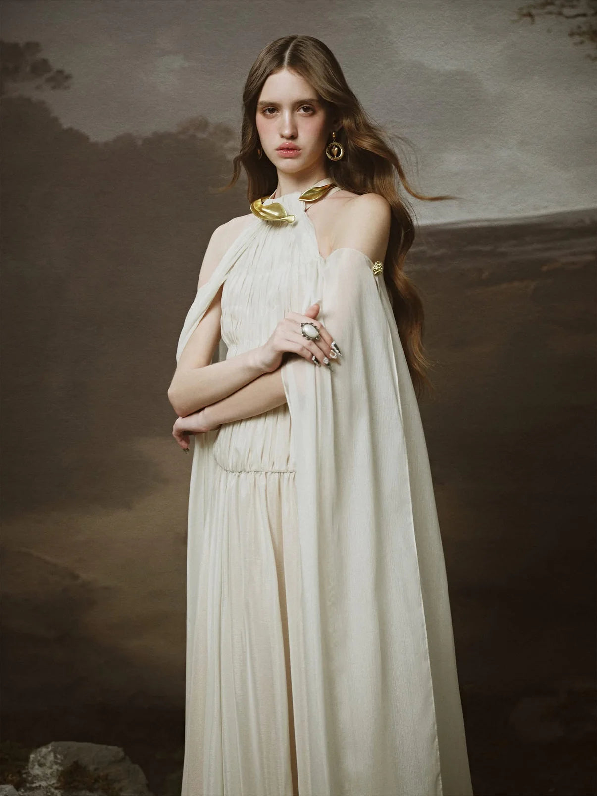 [品牌授权] LINH PHUNG White Lunaria Maxi Dress