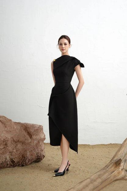BYDENIO Calla Asymmetric Midi Dress
