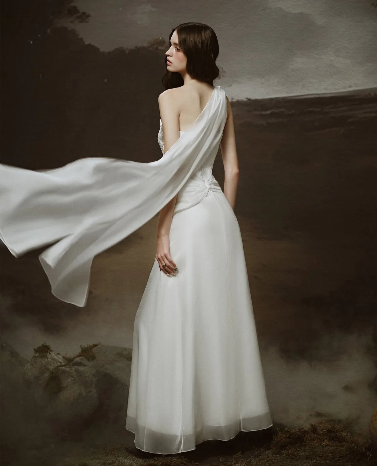 [品牌授权] LINH PHUNG White Venusa Maxi Dress