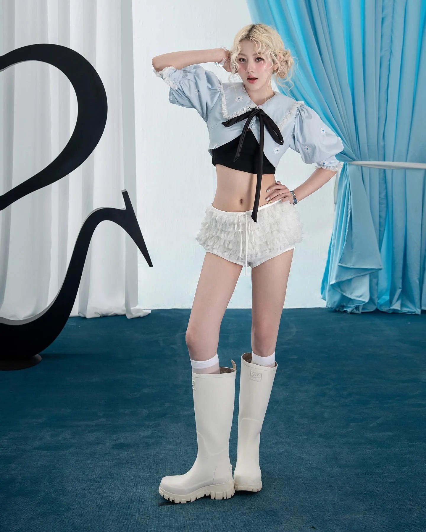 SWAN Closet Bow puffy sleeve top set