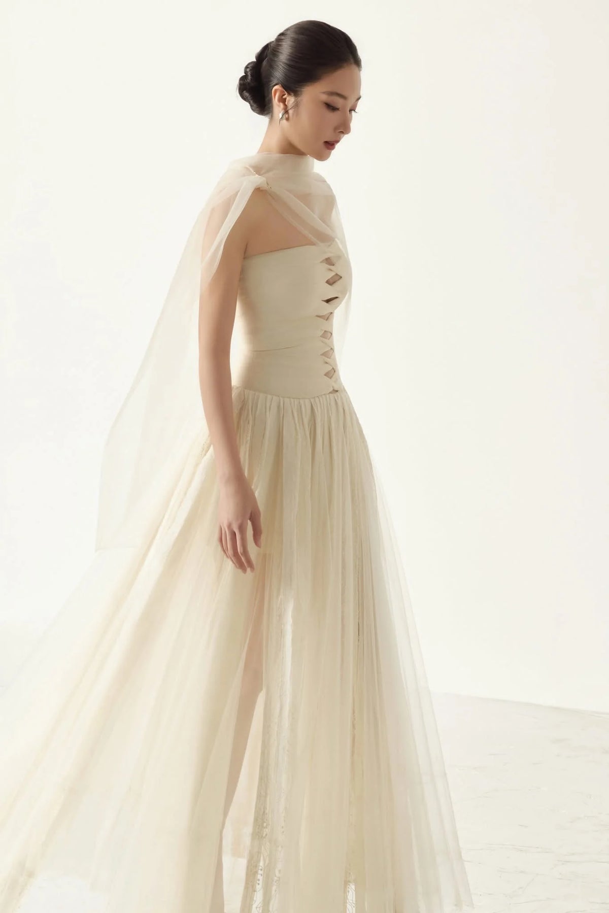 BYDENIO Elizabeth strapless lace mesh dress