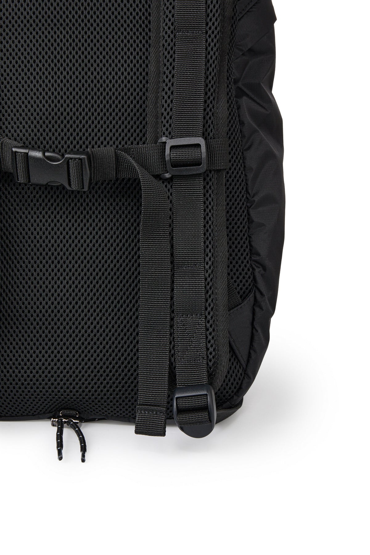 NYLON ESSENTIAL LOGO BACKPACK IN BLACK — image 7