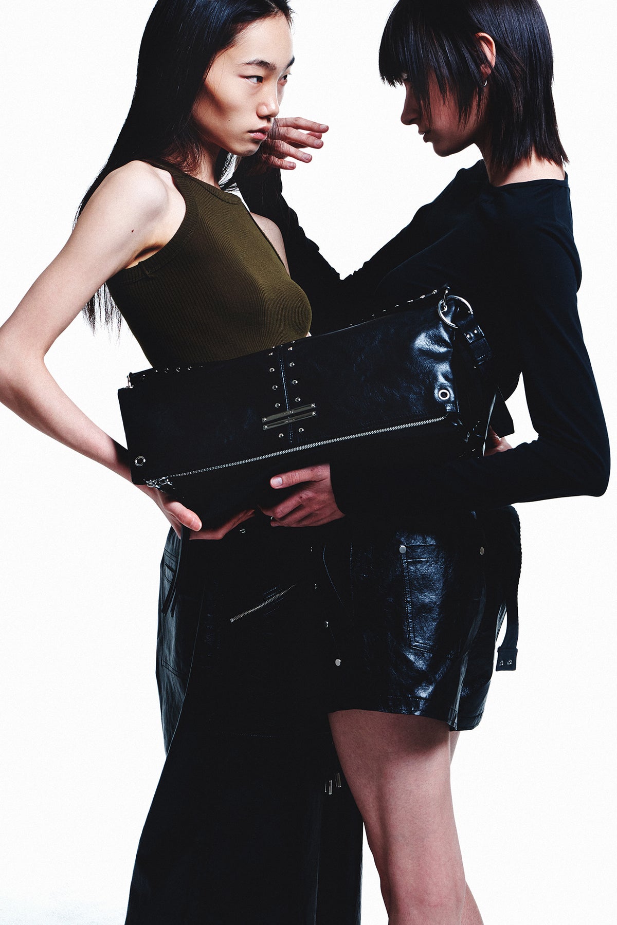 5WAY ZIPPER NOIR BAG IN BLACK — image 8