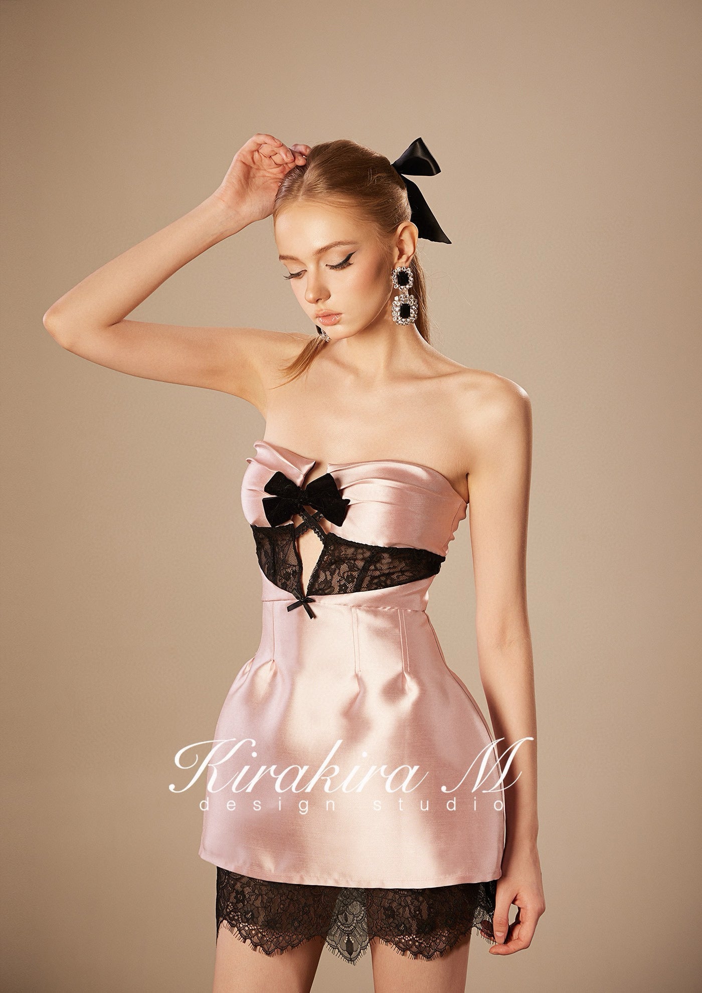 KIRAKIRA M Pink Shiny Hollow Out Bow Embellished Sheath Mini Dress