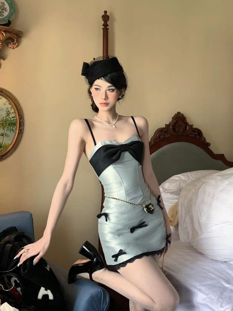 'Silver Valentine's Day' - Vintage Bow French Dress