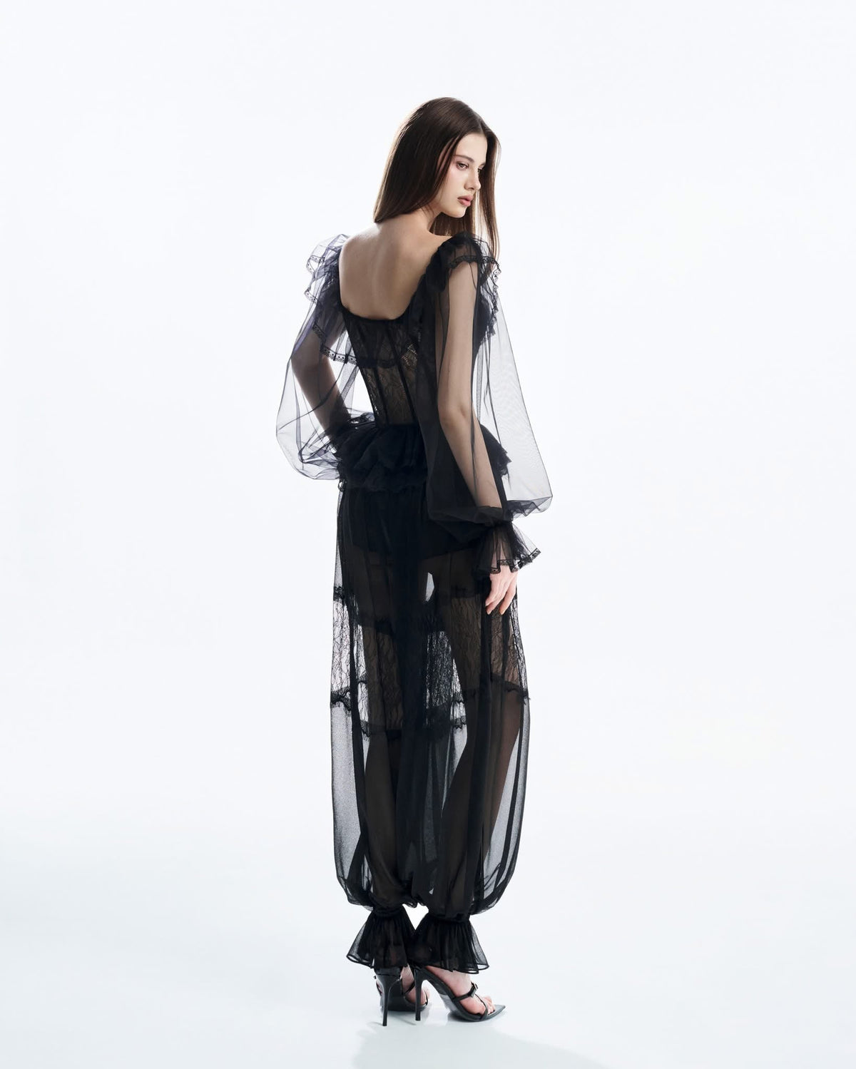 MUST HAVE Corset Lace Top & Baggy Pants — Must Have