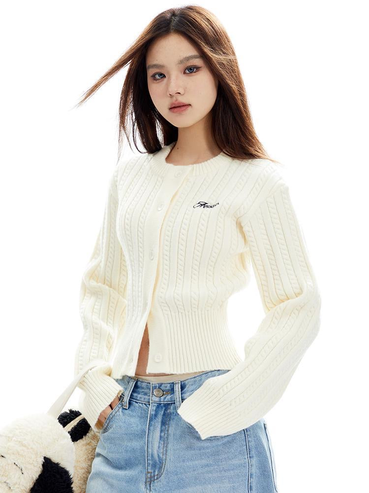 Retro Cable Knit Sweater