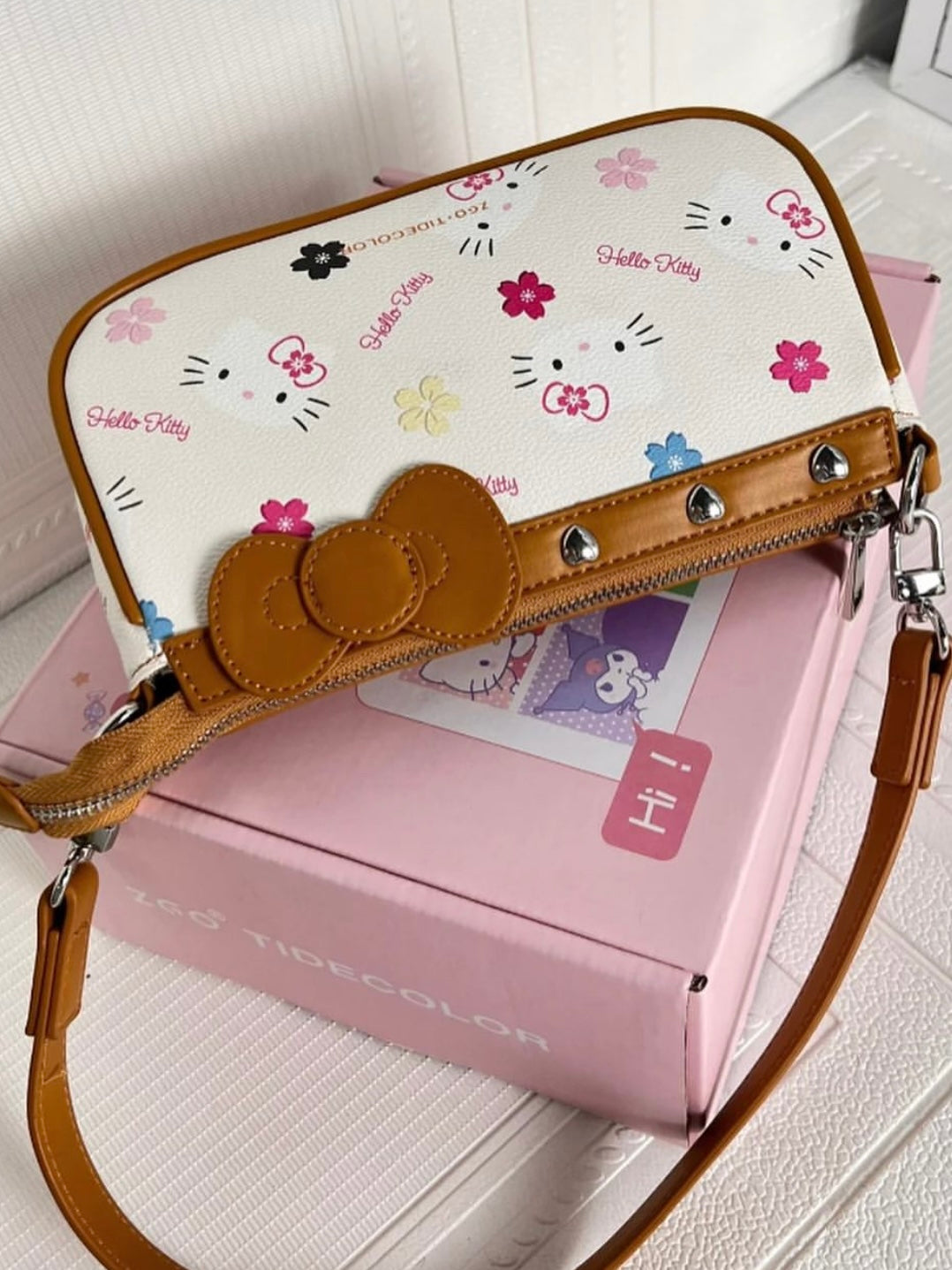 Cutie Hello Kitty Handbag