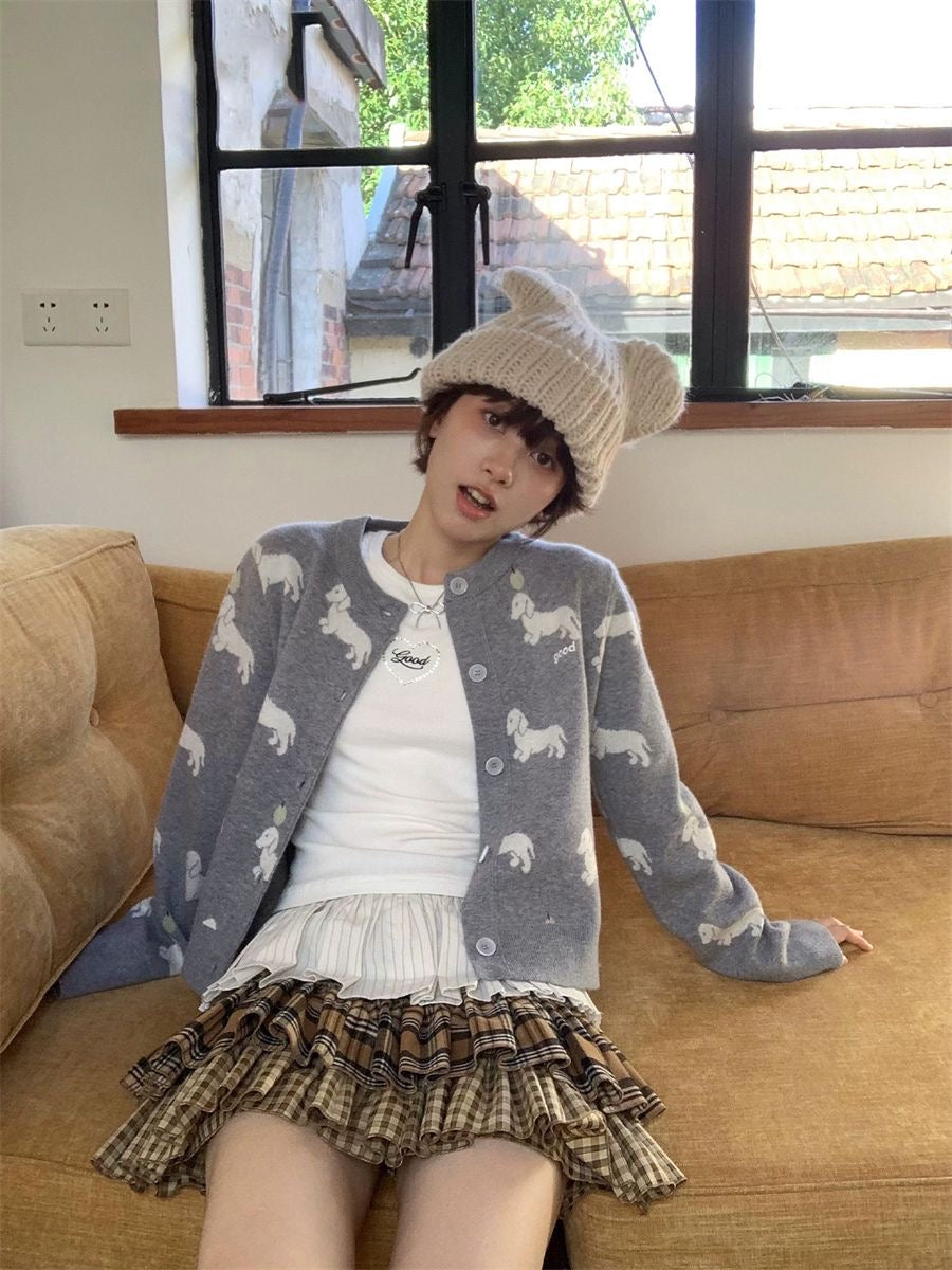 435g Grey Knit Cardigan with Dachshund Embroidery