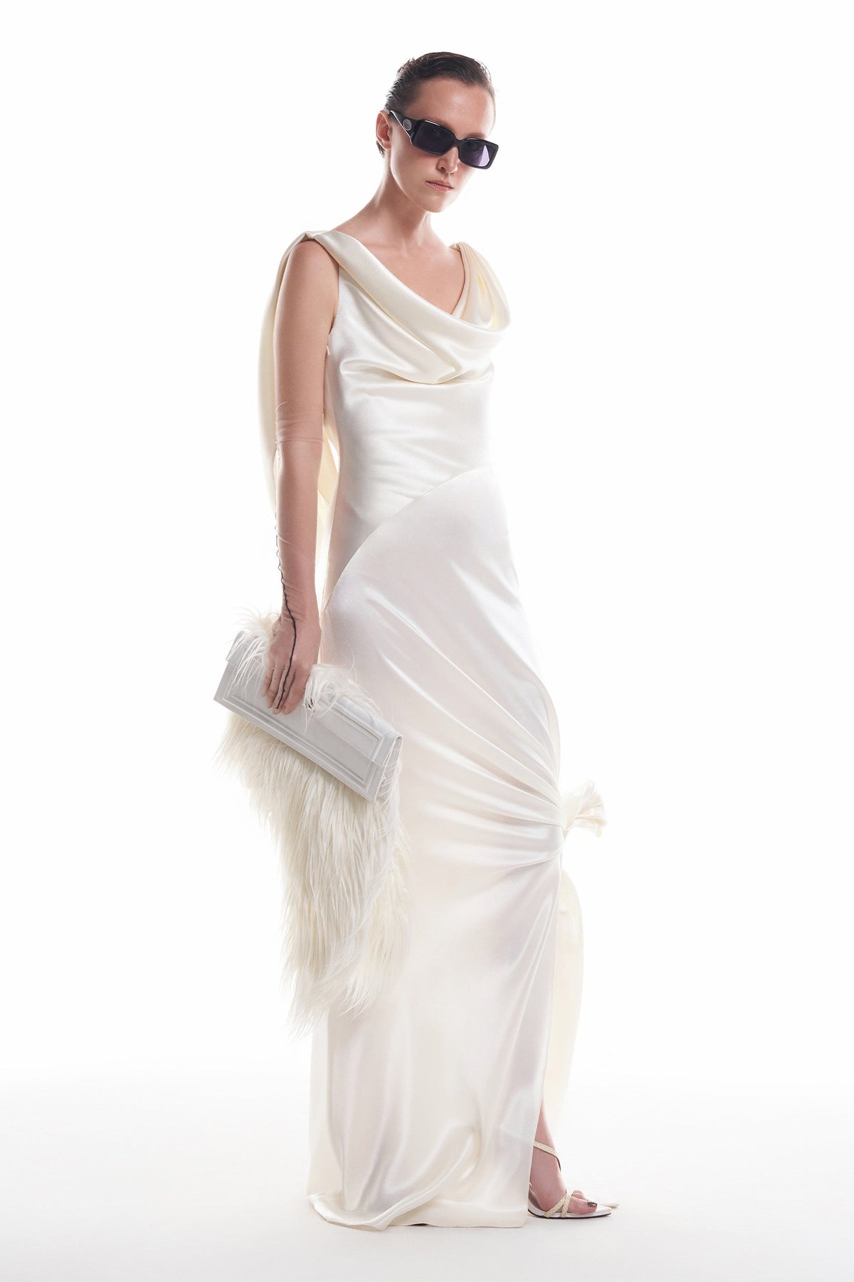 DATT DIVA GOWN(2COLOR) product image