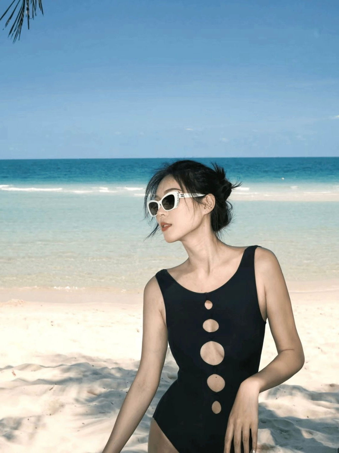 Blue Honolulu - Vintage Style Hollow One-piece Swimsuit