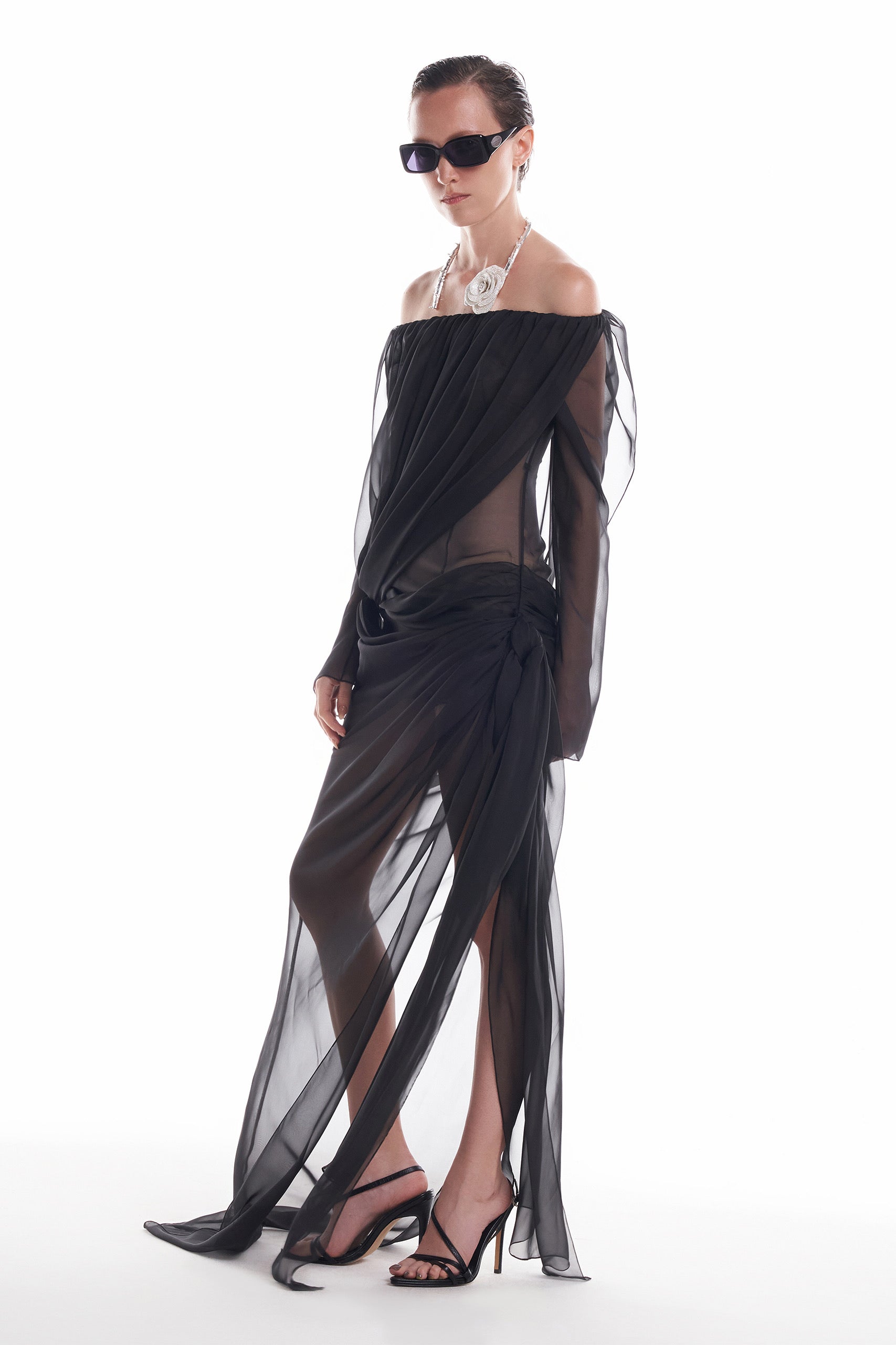 DATT CURTAIN CHIFFON GOWN (2COLOR) product image