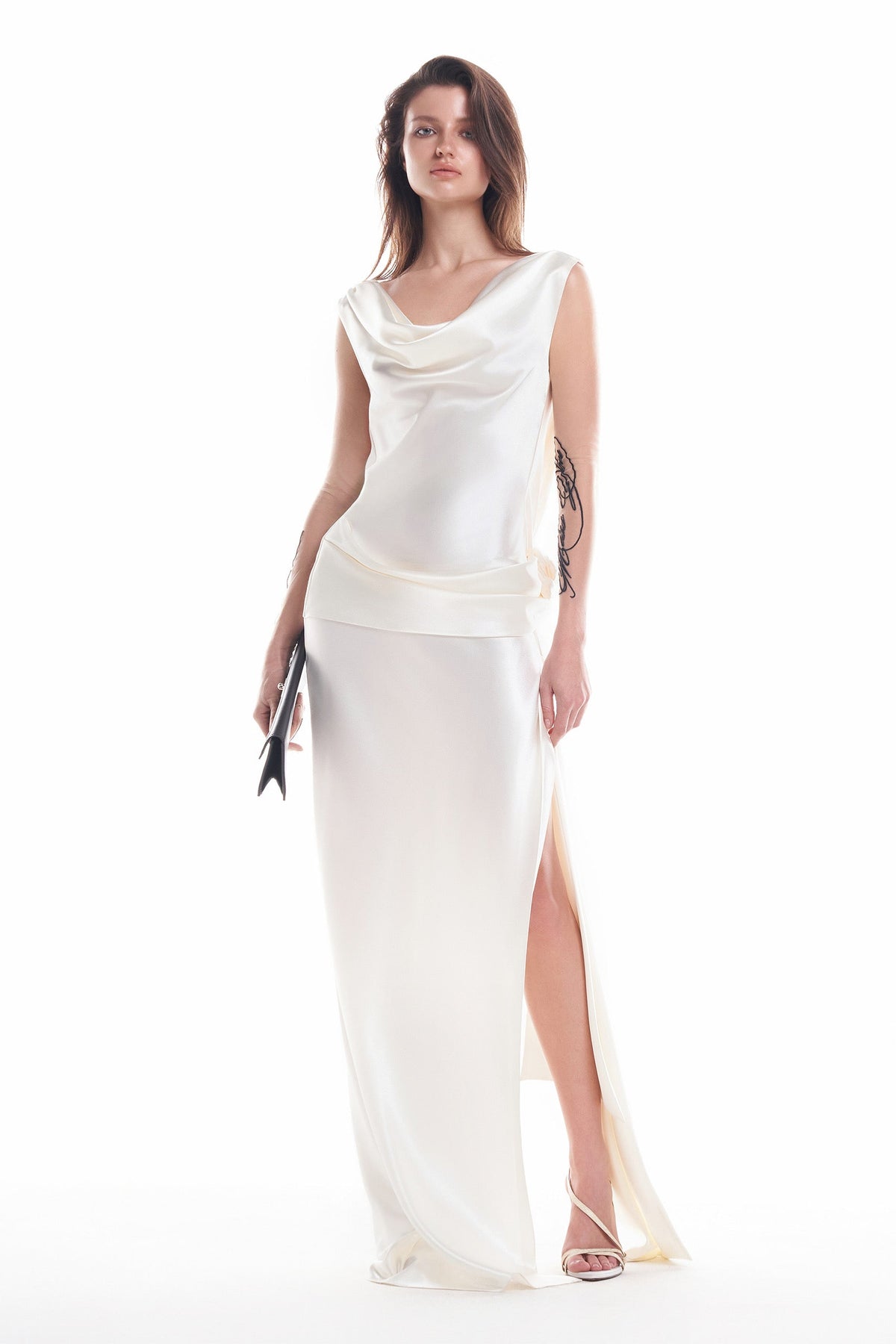 DATT DARLING GOWN(2COLOR） product image