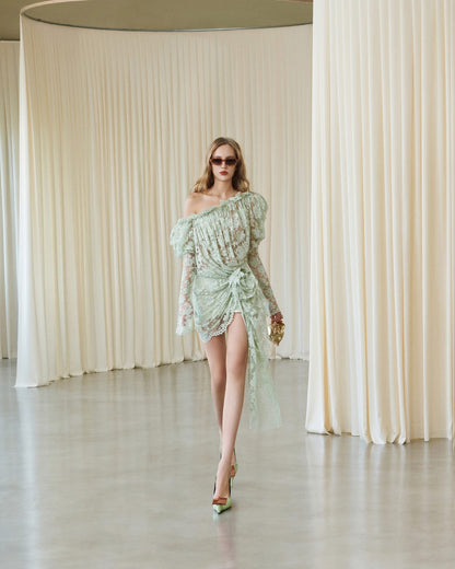MUST HAVE Off-shoulder lace mini dress — Must Have