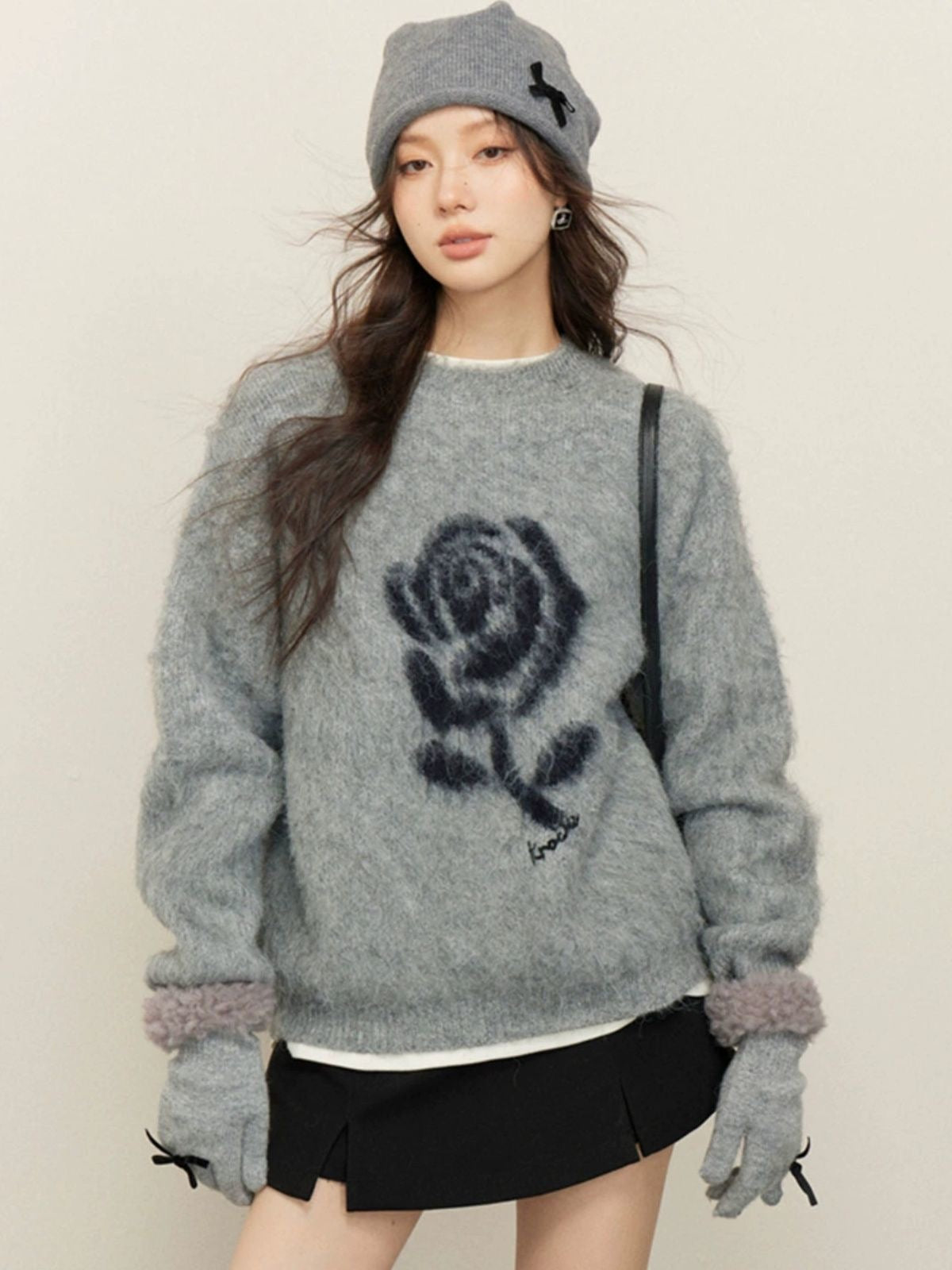 Smoky Rose - Grey Wool Sweater