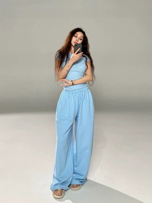 Candy Blue Cozy Set – High-Waisted Hoodie & Floor-Length Joggers