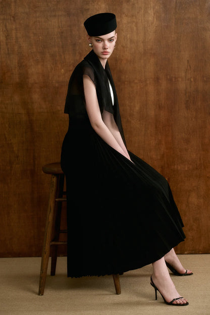 CICI ISABEAU Heartneck Midi Dress