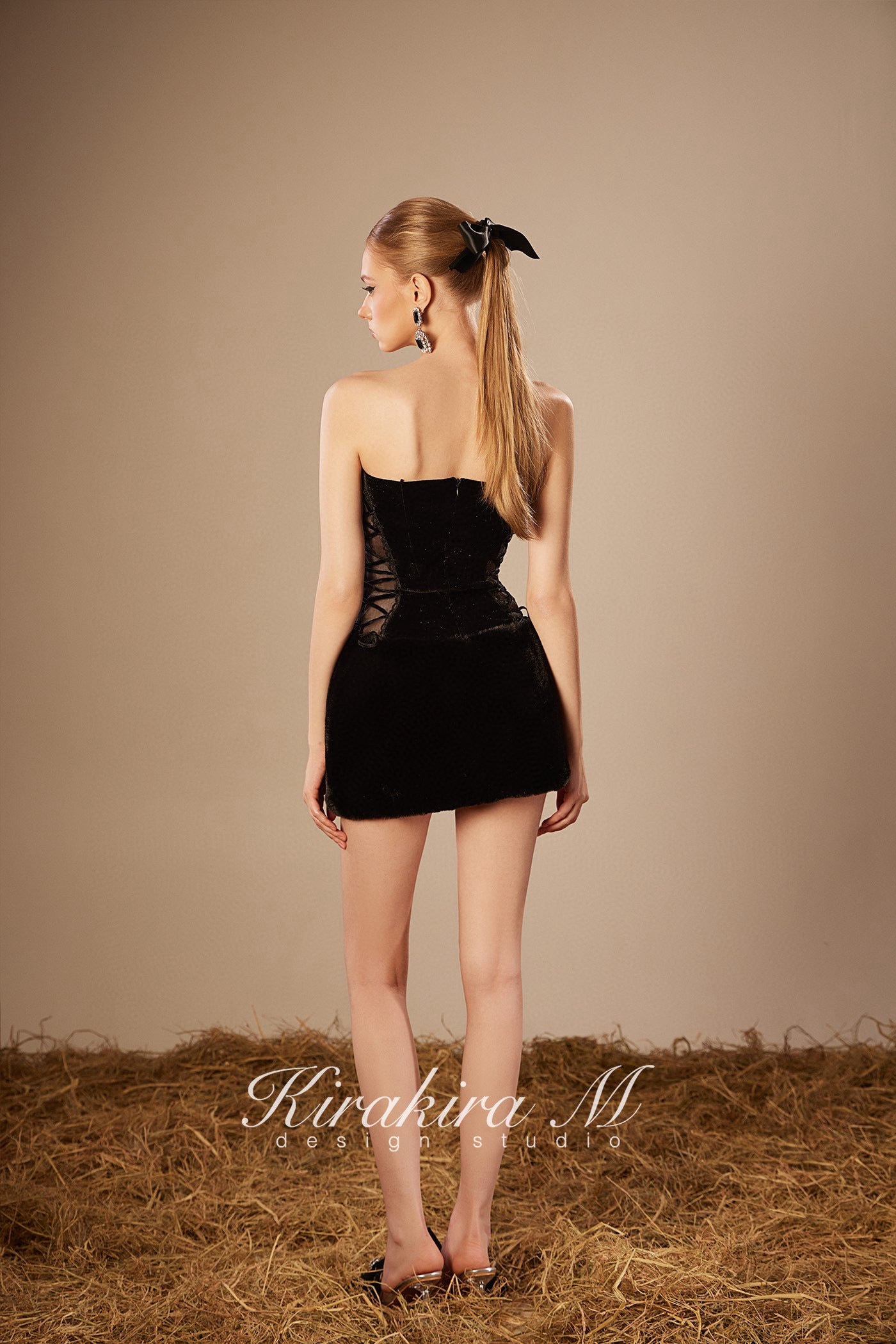 KIRAKIRA M Black Velvet Mini Dress