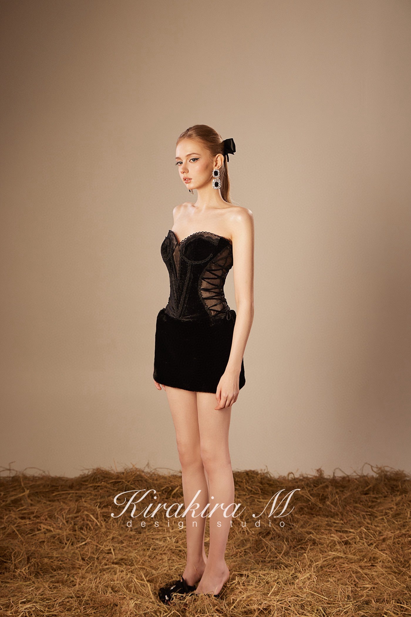 KIRAKIRA M Black Velvet Mini Dress