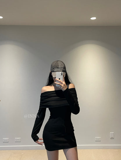 Nüde Off-the-shoulder Ribbe Dress