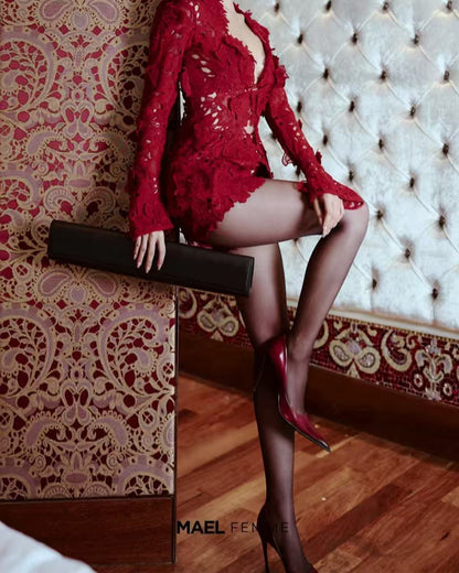 MAEL FEMME TESSA LACE TOP & TESSA LACE SHORT detail view