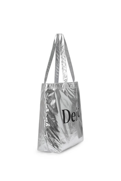 ESSENTIAL LOGO SHOULDER BIG BAG IN SILVER — image 8