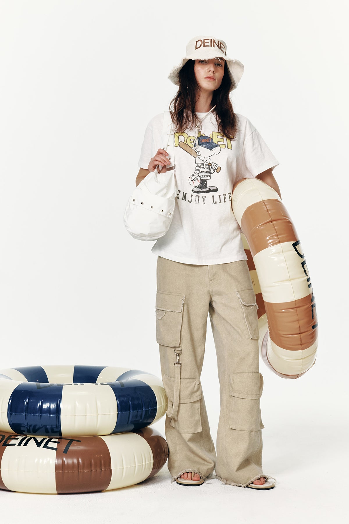 LOGO DUFFLE BAG IN WHITE — image 6