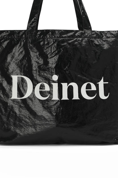 ESSENTIAL LOGO SHOULDER BIG BAG IN BLACK — image 8