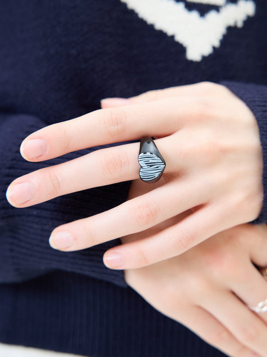 LUVISTRUE MZ Logo Ring in Black