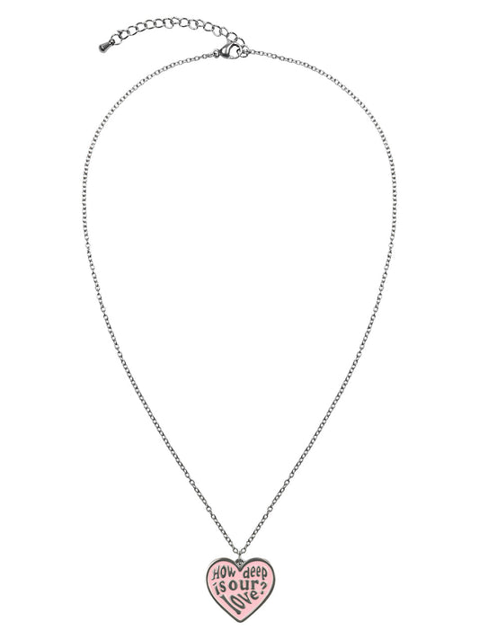 LUVISTRUE Love Pendent Necklace in Pink