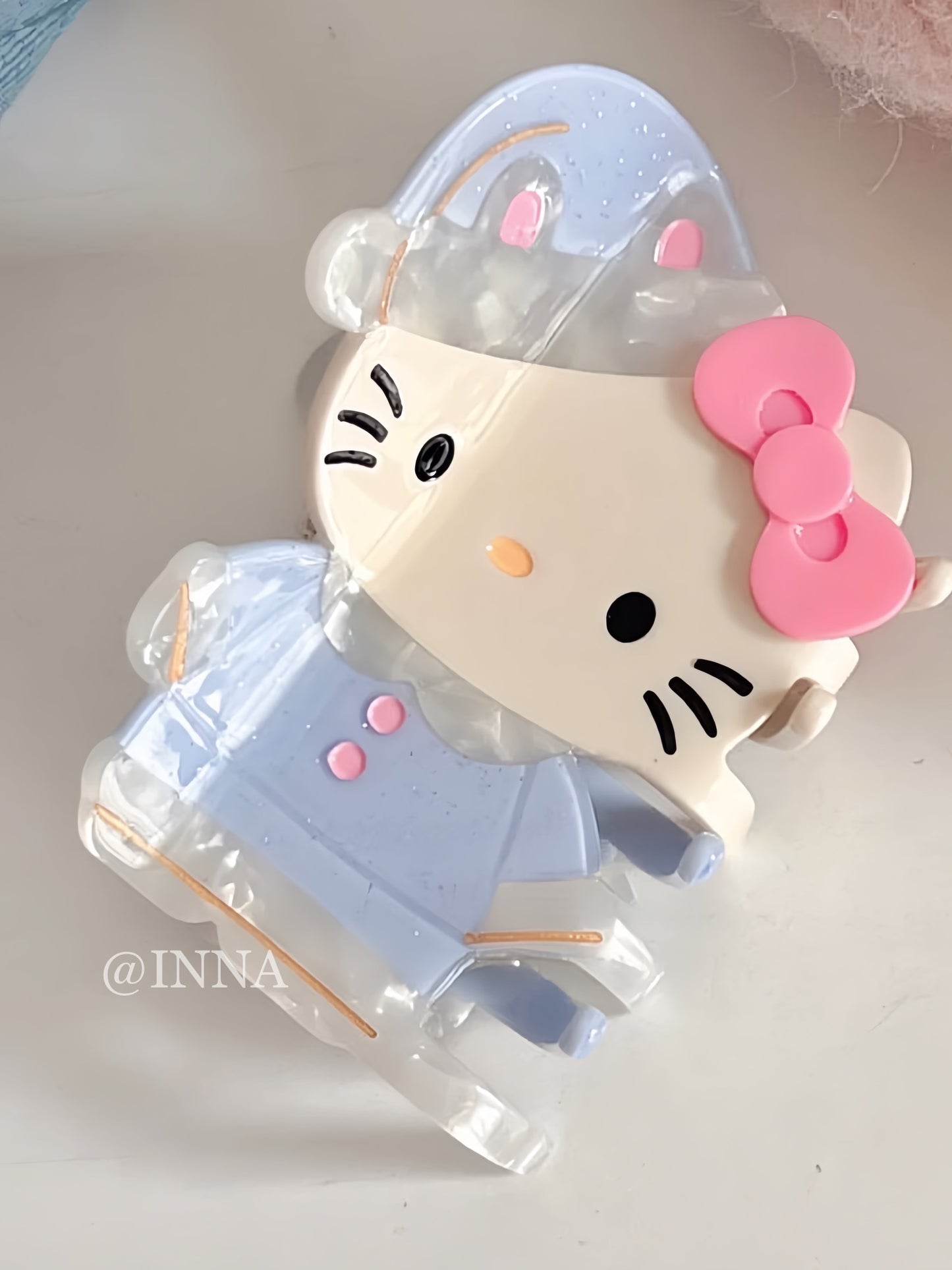 【💗"Sweet as can be" 】- Hello Kitty Claw Clip