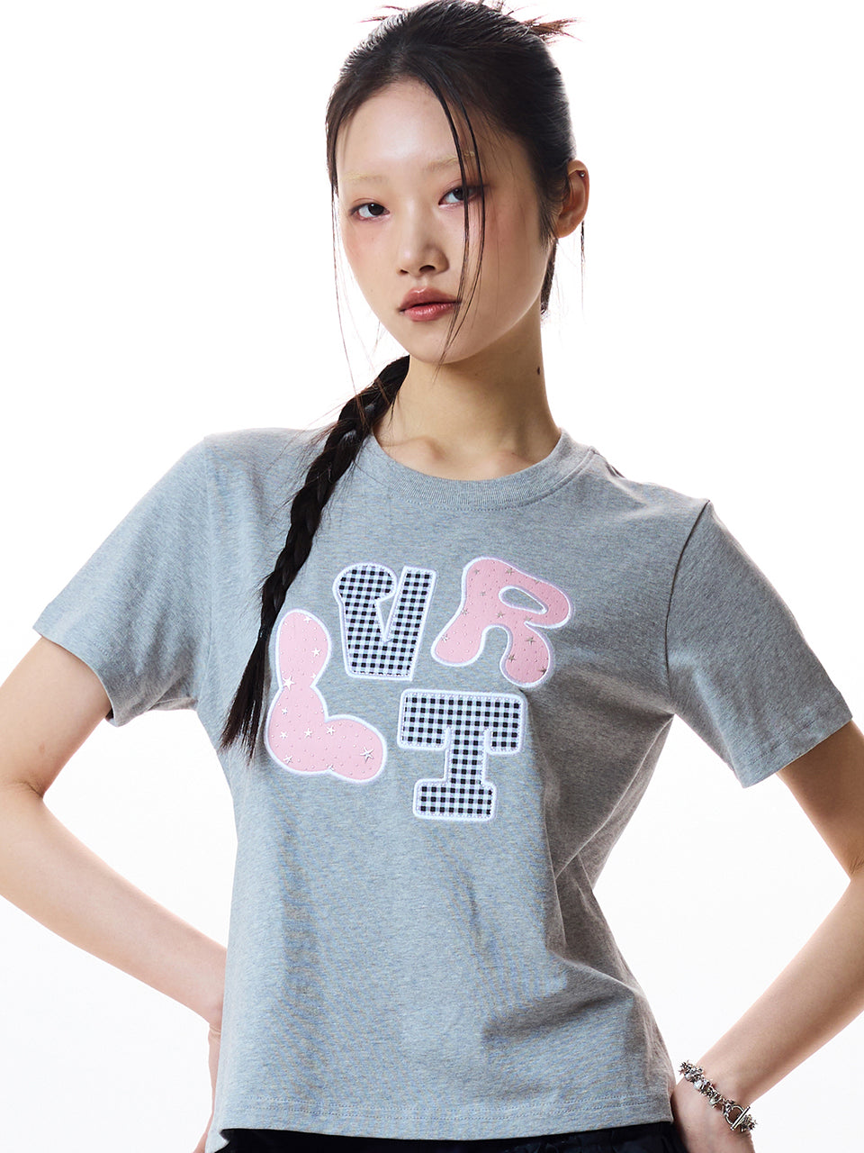 LUVISTRUE LVTR PATCH TEE IN GRAY